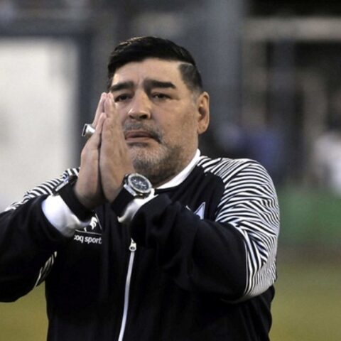Maradona murió de un “edema agudo de pulmón secundario a una insuficiencia cardíaca” Maradona murió de un “edema agudo de pulmón secundario a una insuficiencia cardíaca”