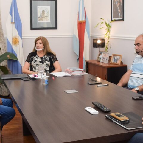 Más municipios entrerrianos se suman al programa de fortalecimiento de los Sistemas de videovigilancia Más municipios entrerrianos se suman al programa de fortalecimiento de los Sistemas de videovigilancia