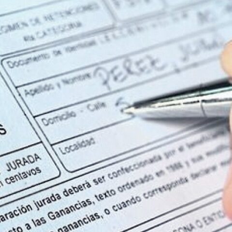 Sube el mínimo no imponible: desde qué monto se pagará el impuesto a las Ganancias Sube el mínimo no imponible: desde qué monto se pagará el impuesto a las Ganancias