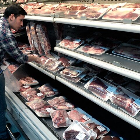Cierran un acuerdo con frigoríficos para ofrecer cortes vacunos rebajados para las Fiestas