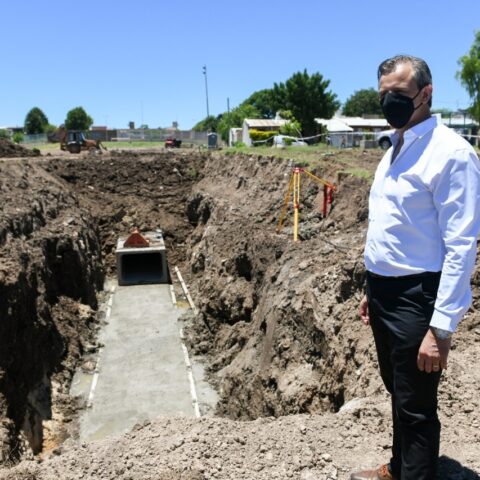 Avances en las obras de desagües pluviales de barrio Paraná XIV