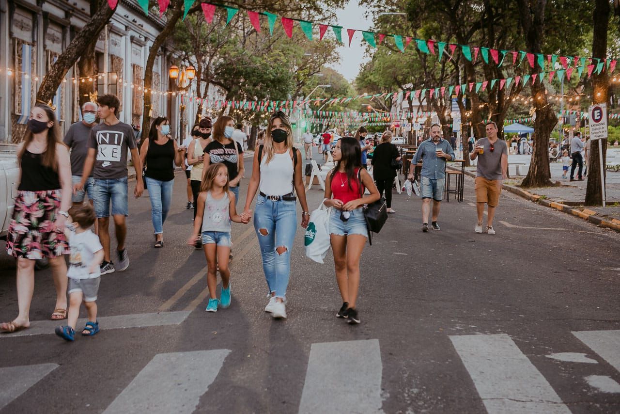 La agenda de Activá Verano se presentó con un paseo gastronómico y cultural La agenda de Activá Verano se presentó con un paseo gastronómico y cultural