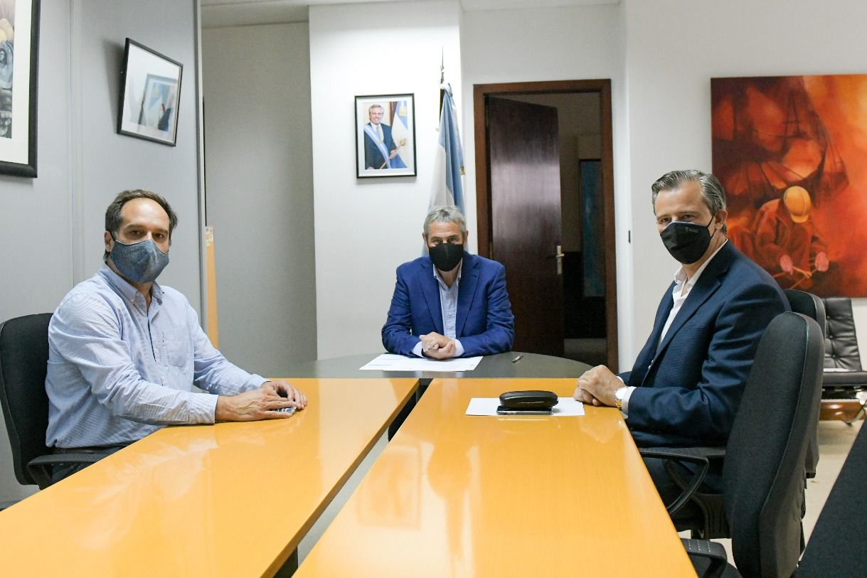 Bahl gestionó ante Nación la finalización del PROMEBA en barrio Las Flores y nuevas obras para la ciudad