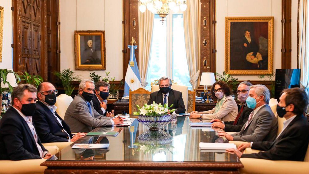 Gobierno y campo revisarán la formación de precios de alimentos sin subas de retenciones