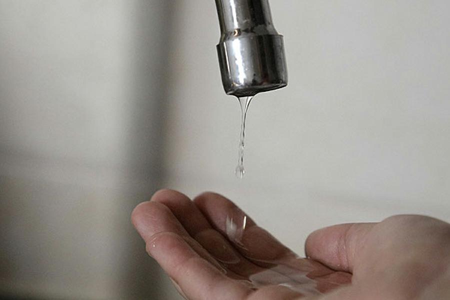 Restringen el servicio de agua por trabajos en calles Provincias Unidas y Liga de los Pueblos Libres