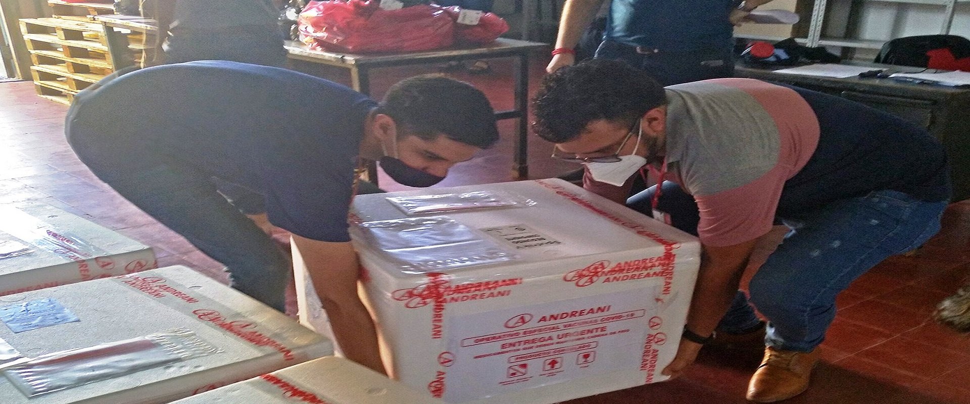 Llegaron otras 4.900 dosis del segundo componente de la vacuna contra el Covid