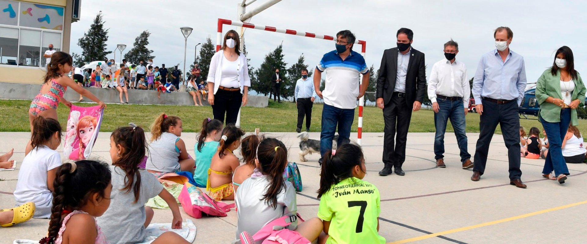 Se realizan obras por 30 millones de pesos en polideportivos de cinco departamentos Se realizan obras por 30 millones de pesos en polideportivos de cinco departamentos