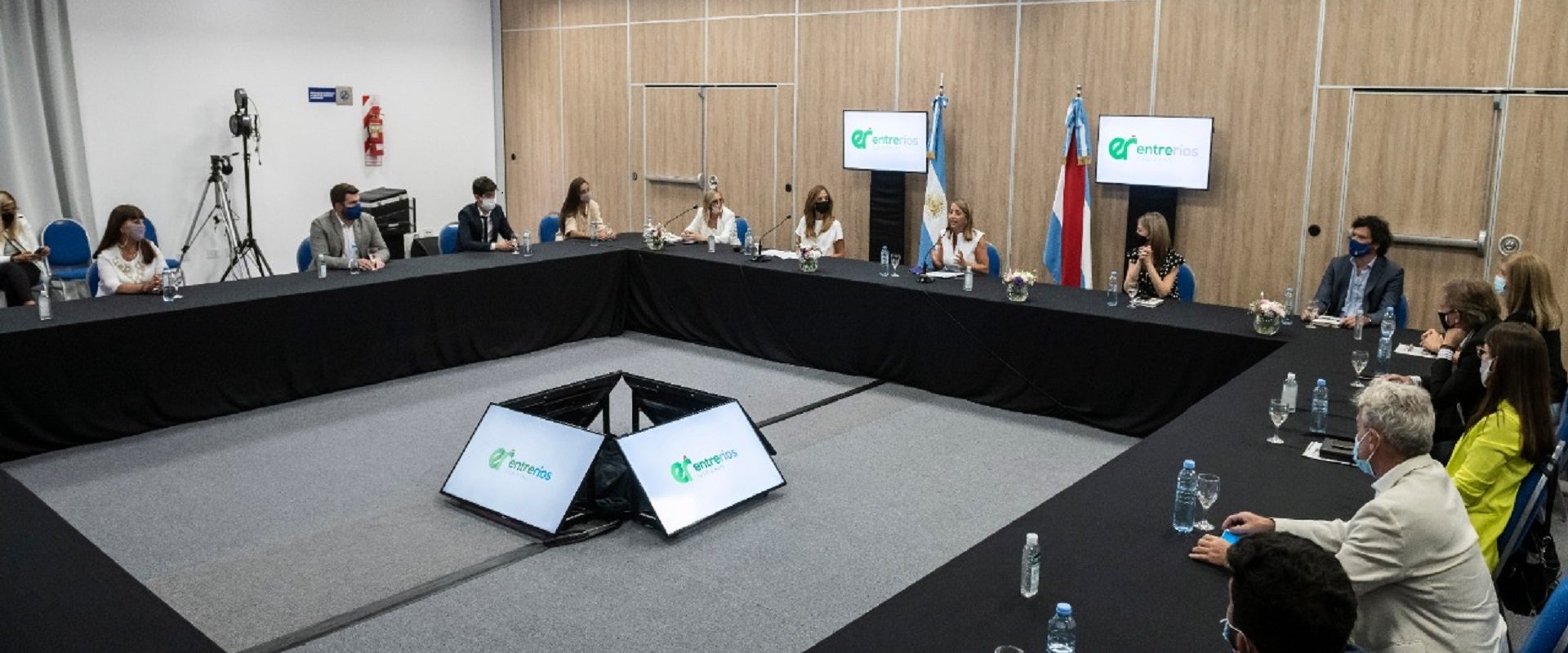 La provincia articulará políticas con Nación para mejorar la calidad de vida de familias en situación de vulnerabilidad La provincia articulará políticas con Nación para mejorar la calidad de vida de familias en situación de vulnerabilidad
