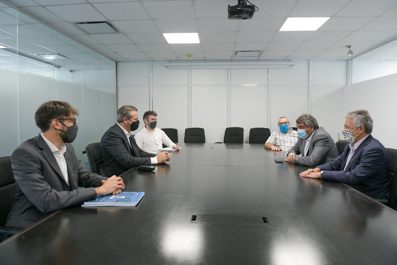 Bahl: “Estamos trabajando para achicar la brecha digital y garantizar inclusión”