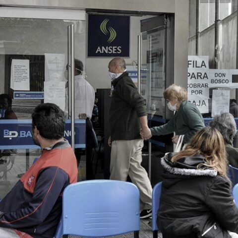 Las jubilaciones, pensiones y asignaciones aumentarán 12,39 % a partir de septiembre Las jubilaciones, pensiones y asignaciones aumentarán 12,39 % a partir de septiembre
