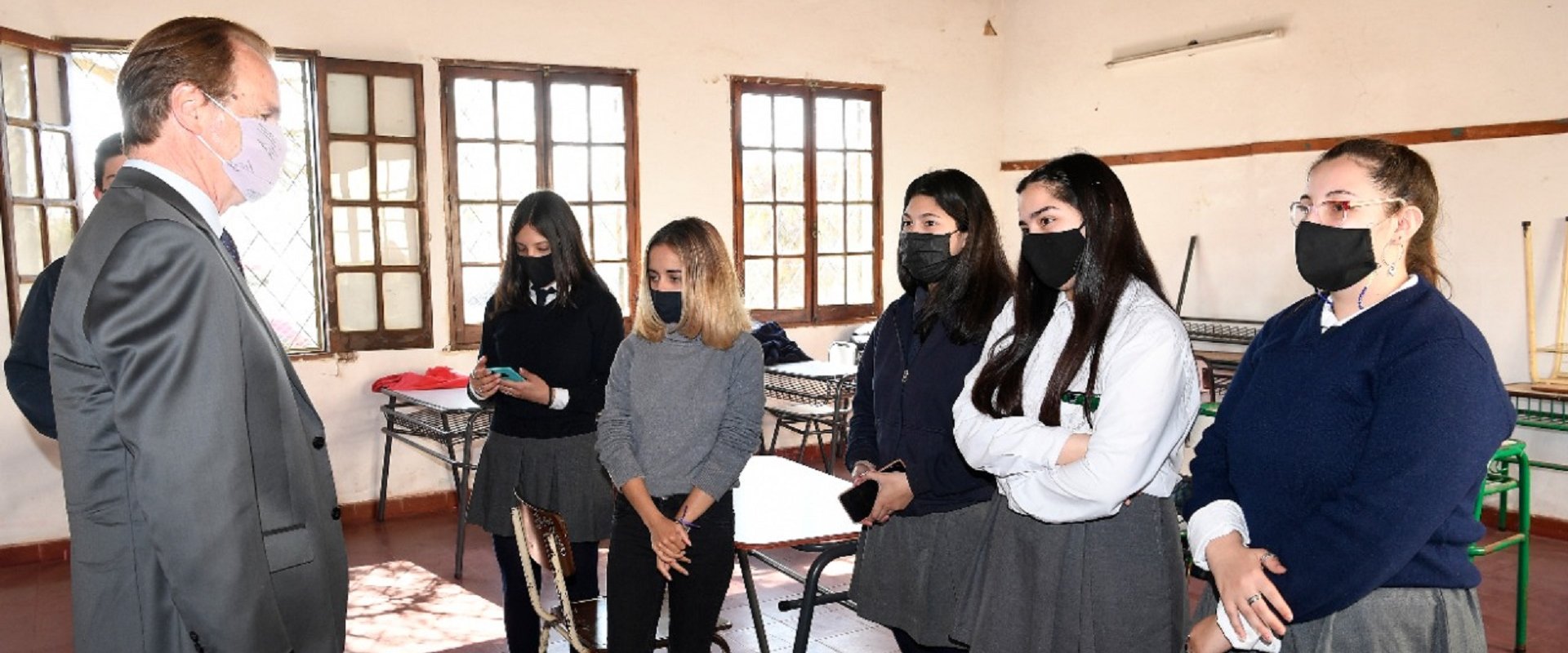 Bordet adelantó que desde el lunes 30 de agosto habrá presencialidad plena en todos los niveles educativos