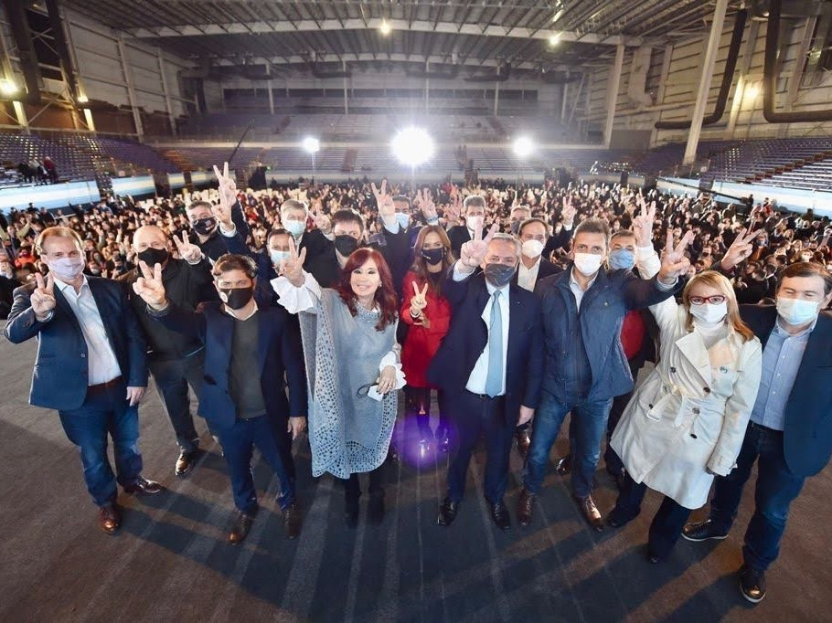 Bordet y Cresto participaron del cierre nacional del Frente de Todos