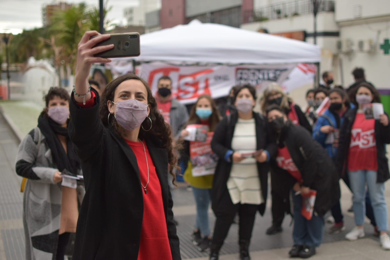 El Frente de Izquierda cerró hoy su campaña con un acto en Paraná