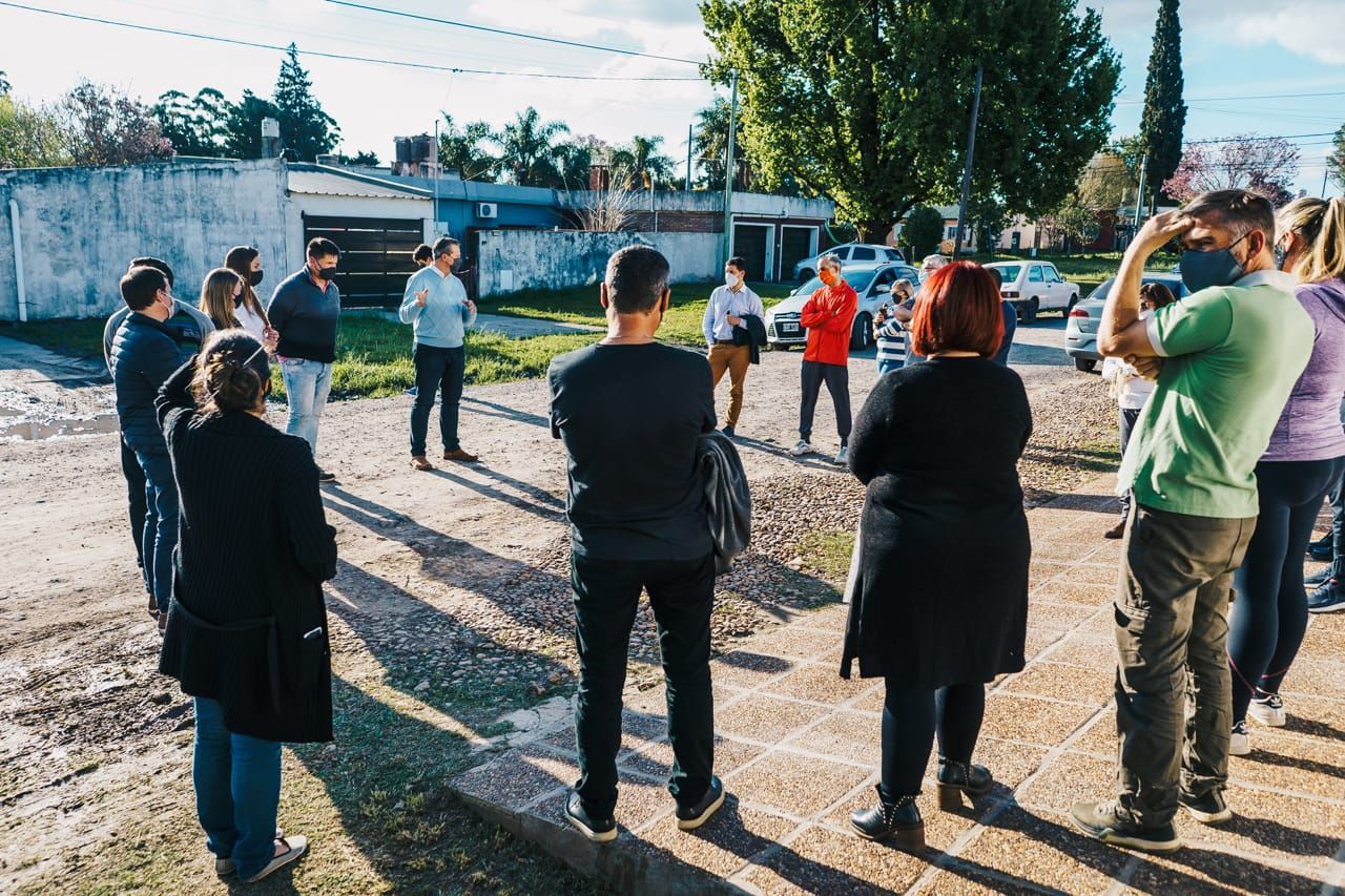 Asfaltarán calles en barrio De Las Américas con el sistema de Esfuerzo Compartido