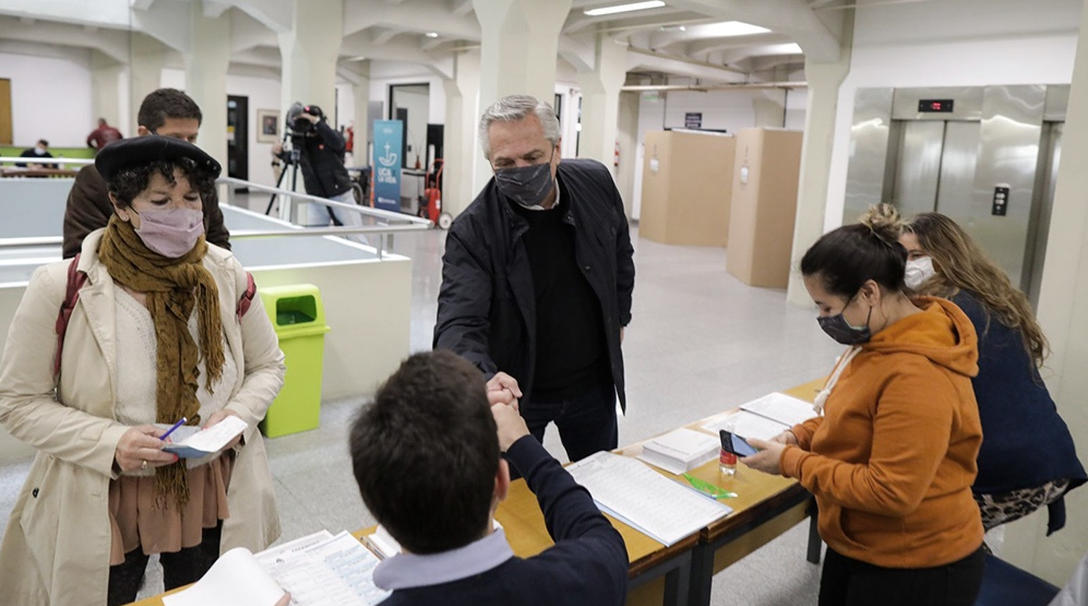 Alberto Fernández: «Cuando se vota se hace más fuerte la democracia»