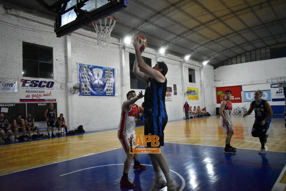 El Maxibásquet comenzó el certamen