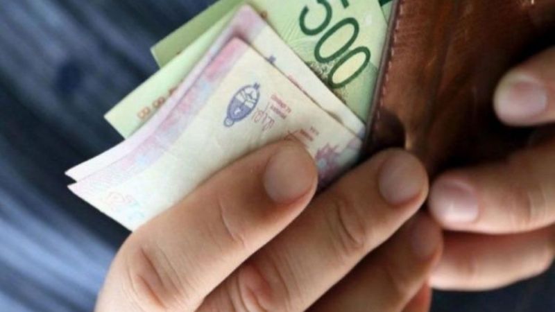 El Gobierno oficializó la suba del salario mínimo El Gobierno oficializó la suba del salario mínimo