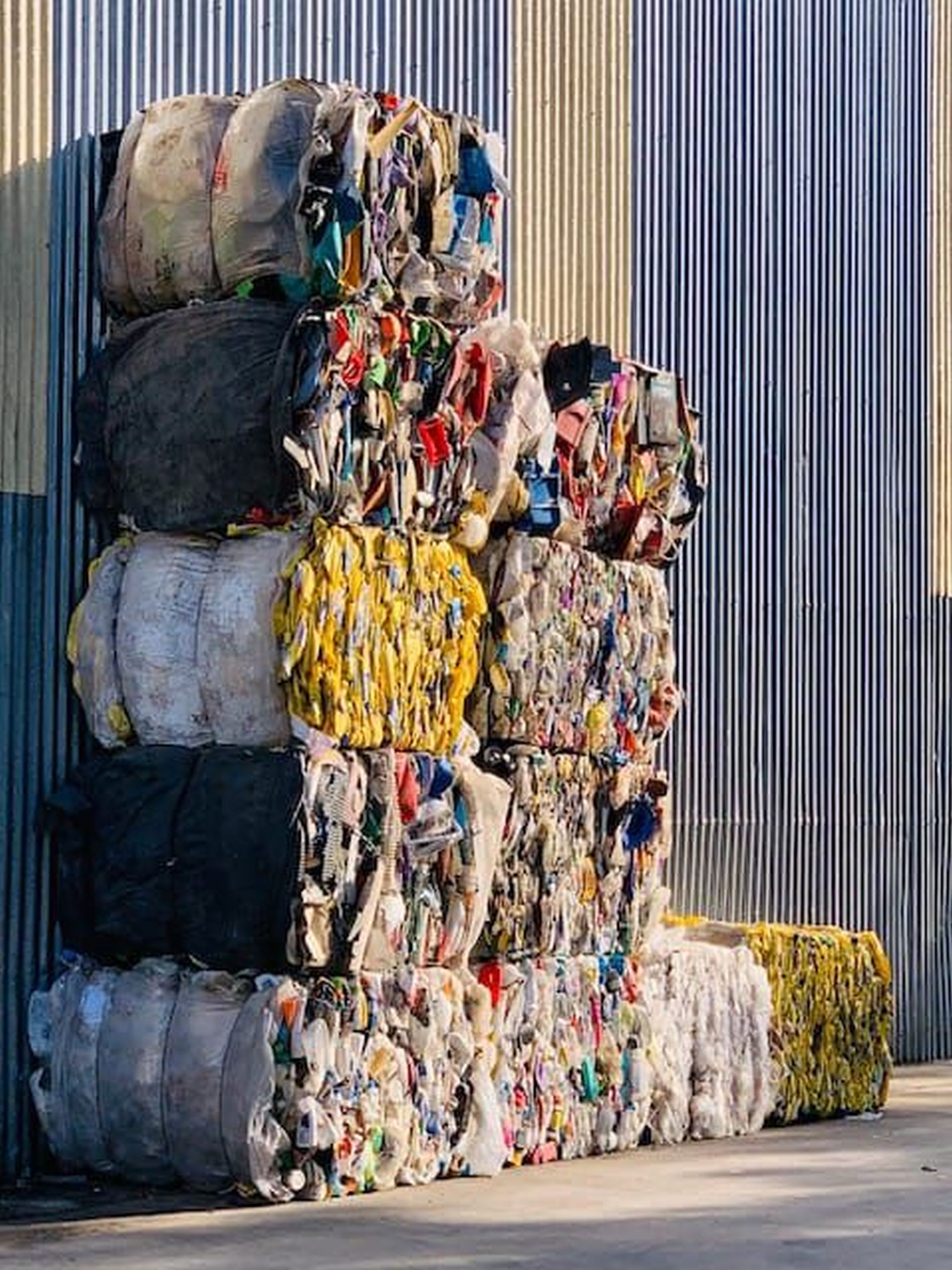 Darán valor agregado al plástico reciclado en la Planta de Clasificación de Residuos de la Municipalidad