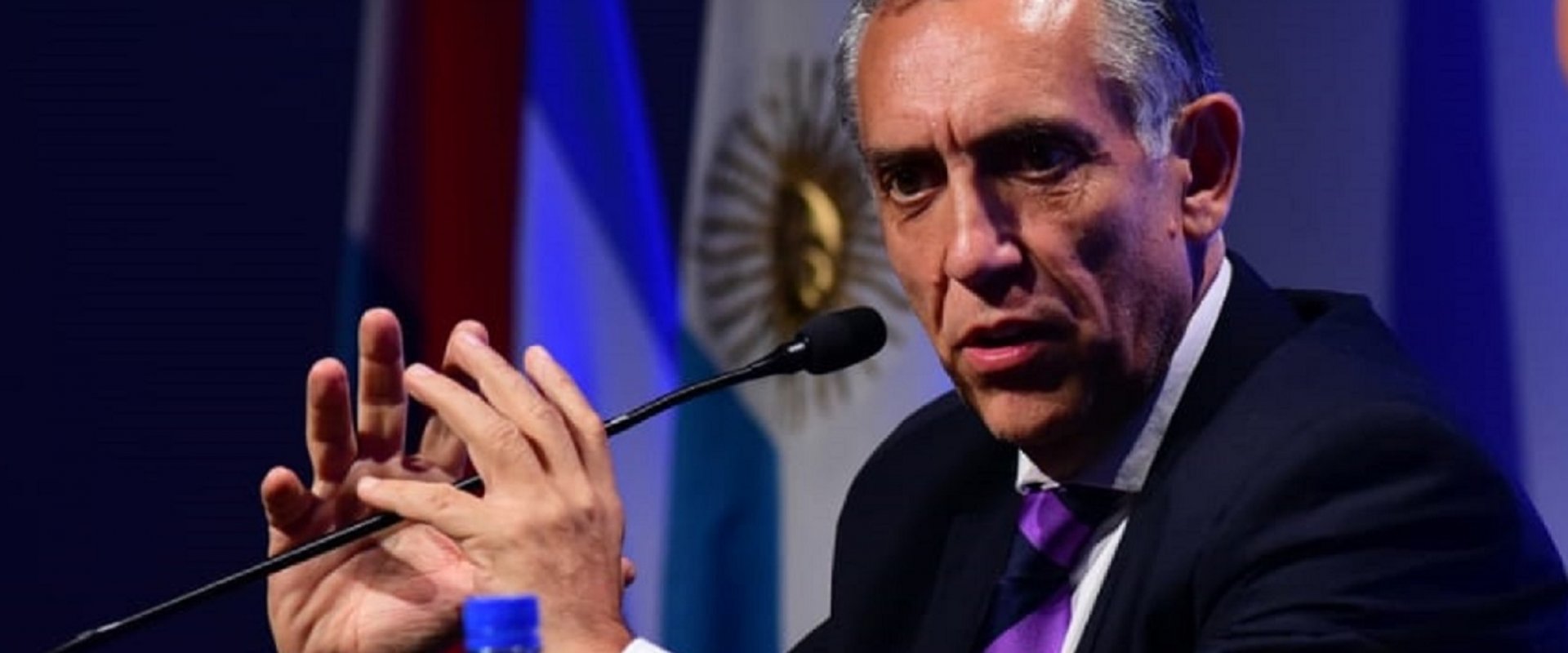 Entre Ríos mantiene un diálogo permanente con el gobierno santafesino por los incendios en las islas