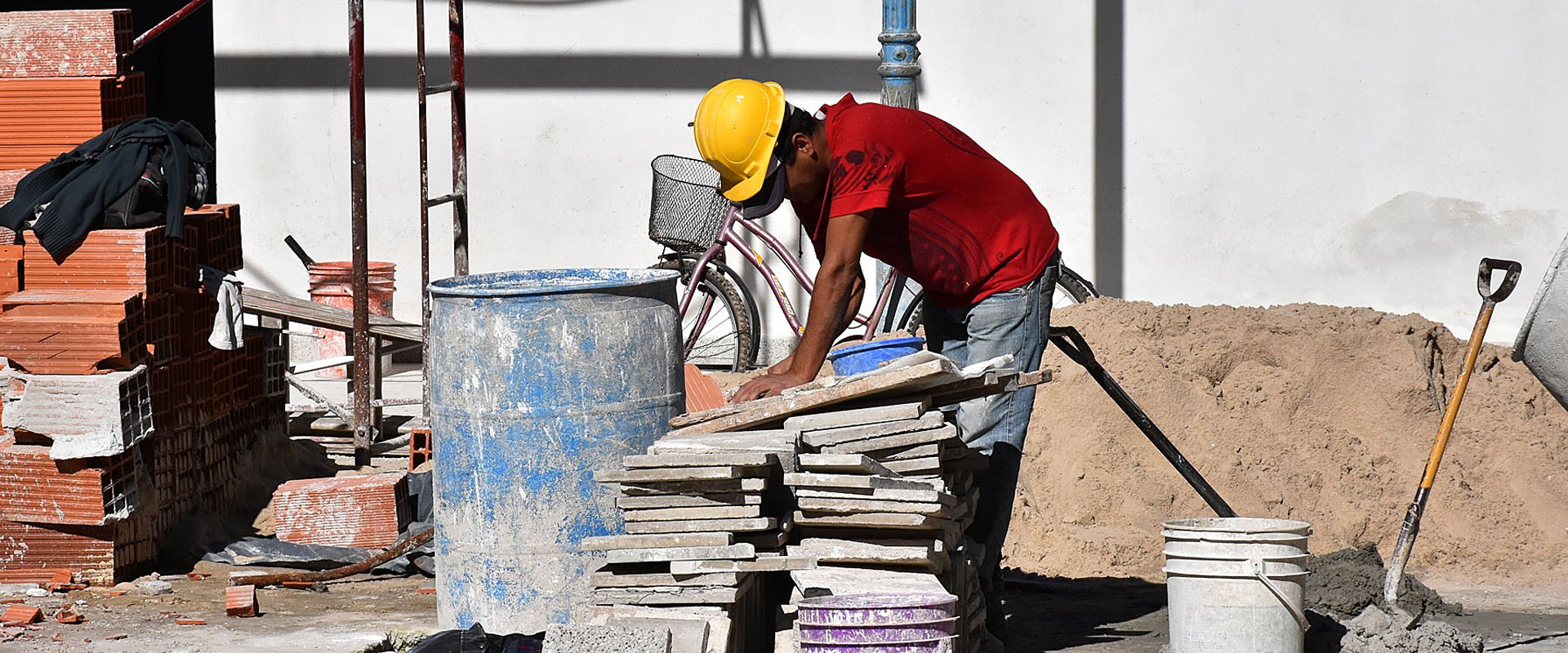 La provincia ampliará y refaccionará escuelas de cuatro departamentos La provincia ampliará y refaccionará escuelas de cuatro departamentos