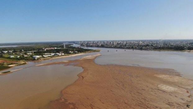 Se agrava la bajante del Paraná y los repuntes dependerán de las hidroeléctricas Se agrava la bajante del Paraná y los repuntes dependerán de las hidroeléctricas