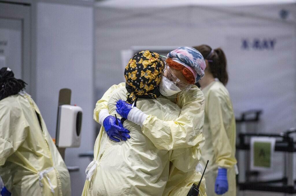 Murieron 14 personas y se registraron 886 nuevos contagios de coronavirus en el país