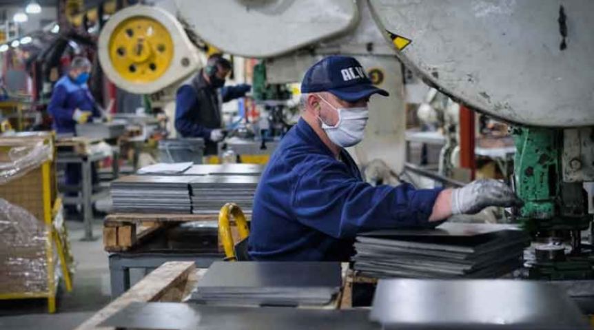 La actividad económica creció 12,8 % en agosto La actividad económica creció 12,8 % en agosto