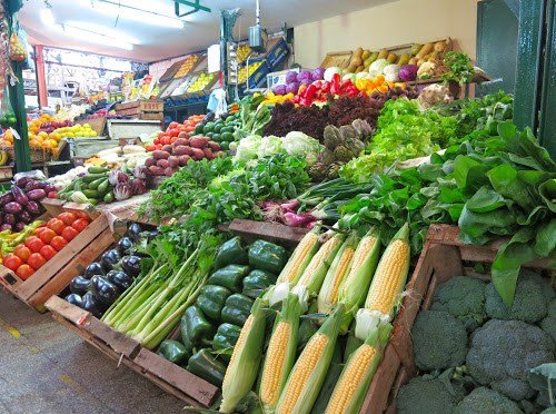 El Gobierno retrotrajo precios de 1.432 productos al 1 de octubre