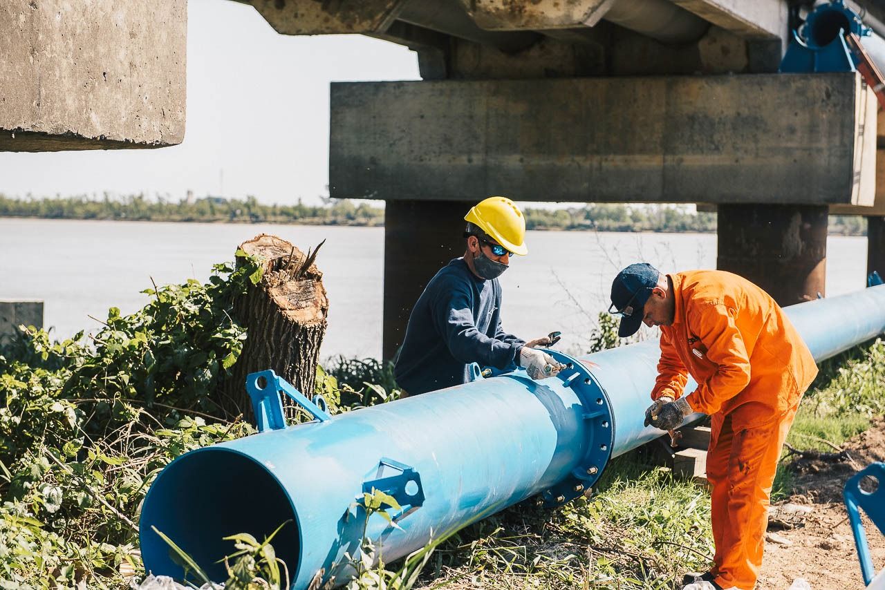 Toma de Agua: Comienzan los trabajos de enlace por el traslado de la bomba Toma de Agua: Comienzan los trabajos de enlace por el traslado de la bomba