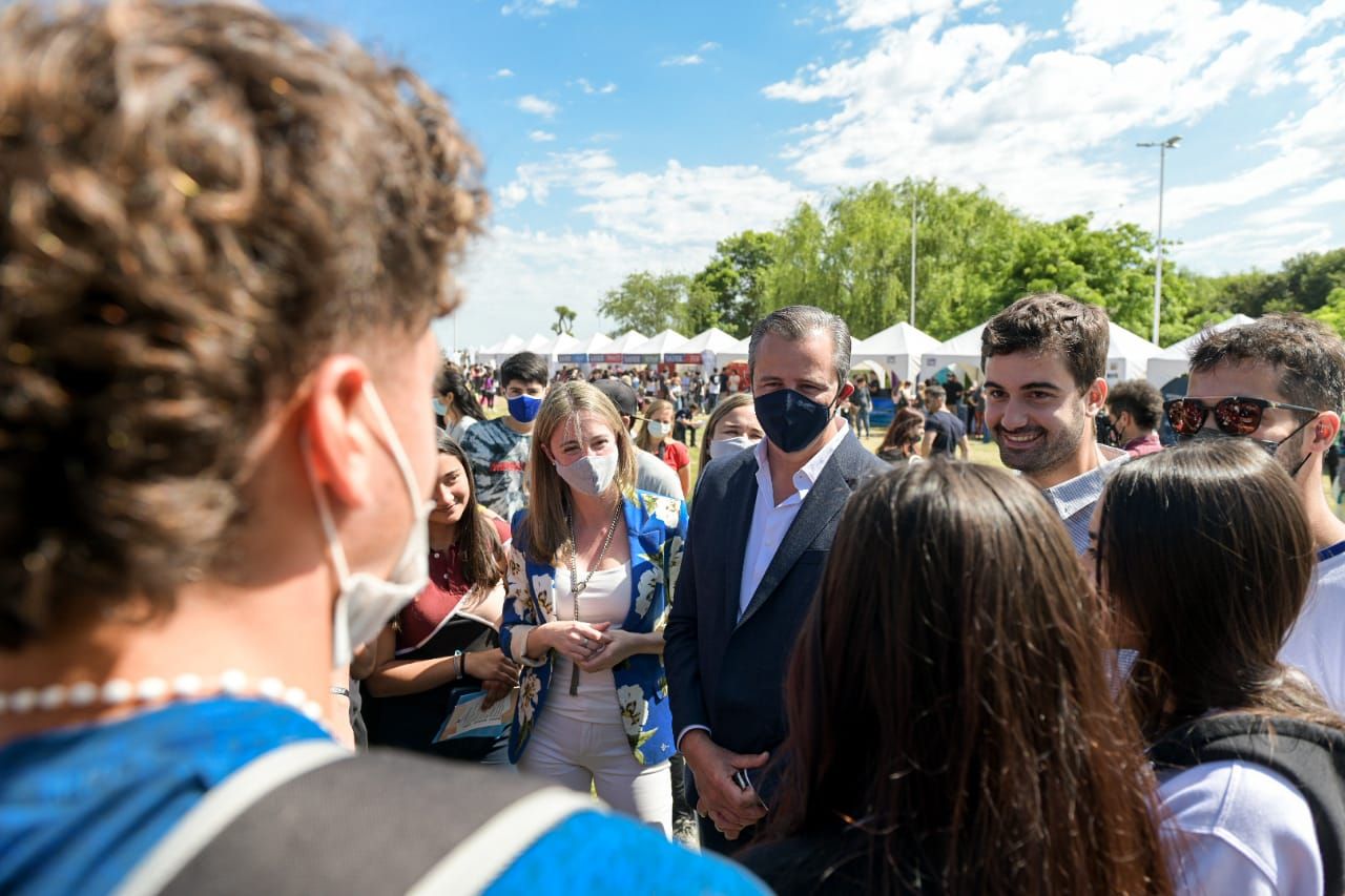 Más jóvenes recorrieron la Feria de Carreras Ciudad Universitaria