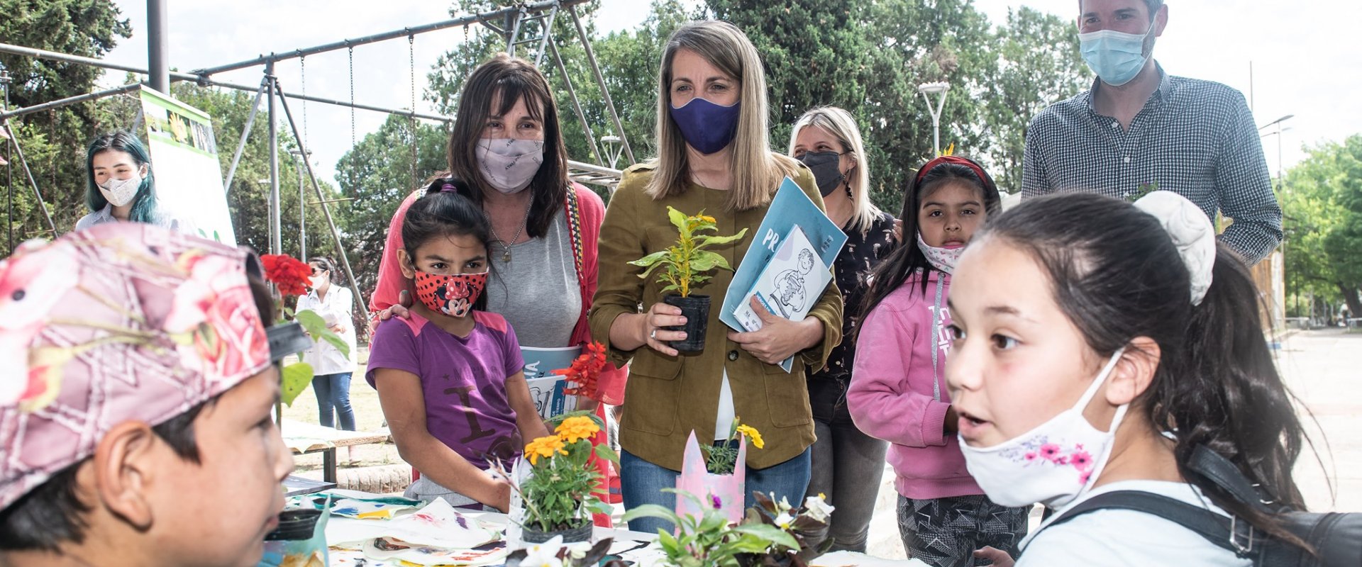 La provincia fortalece acciones para revincular estudiantes a la escuela tras la pandemia La provincia fortalece acciones para revincular estudiantes a la escuela tras la pandemia