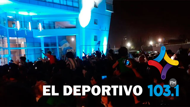 Incidentes y descontrol en la llegada del plantel de la Selección Argentina Incidentes y descontrol en la llegada del plantel de la Selección Argentina