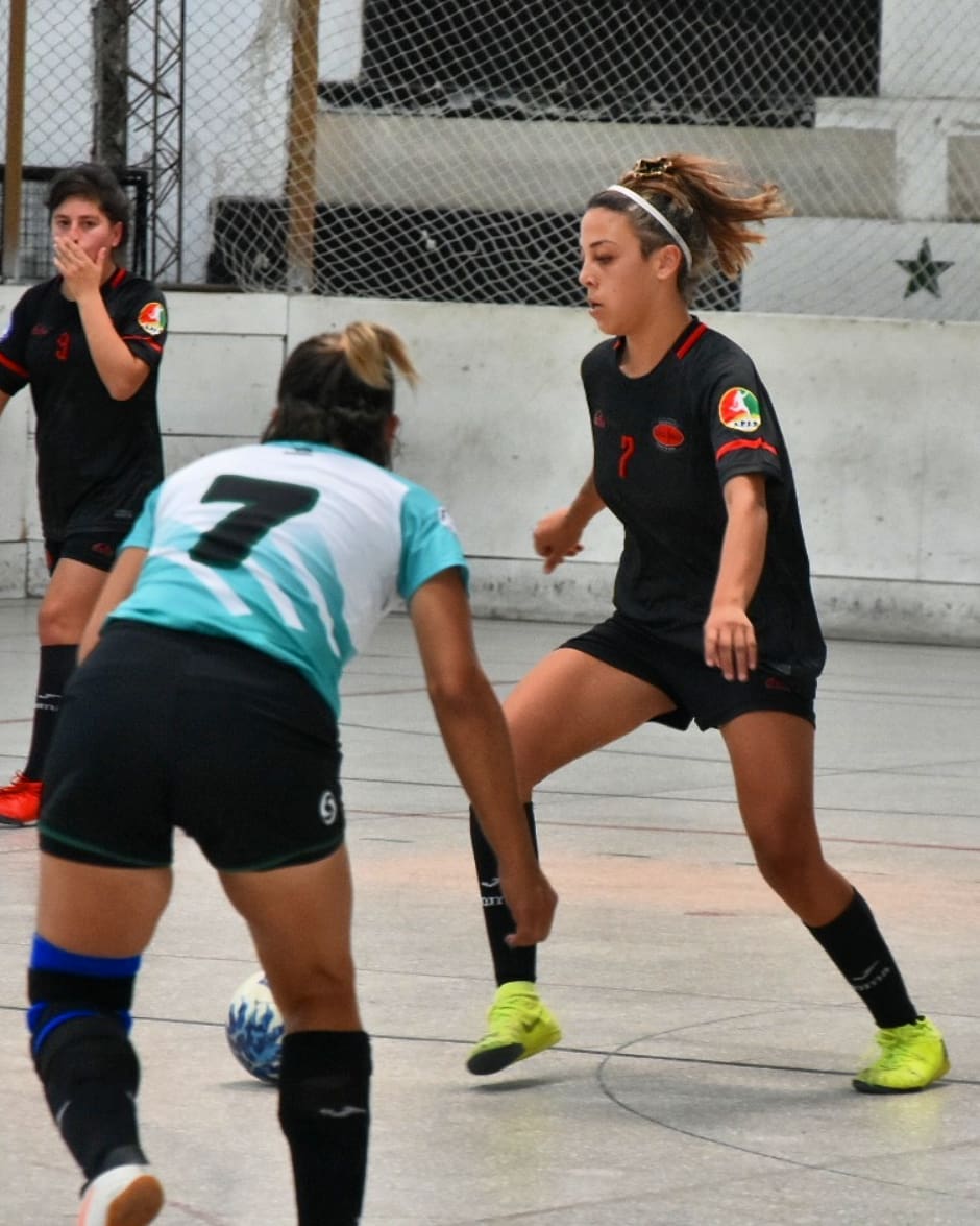 EL B volvió al triunfo