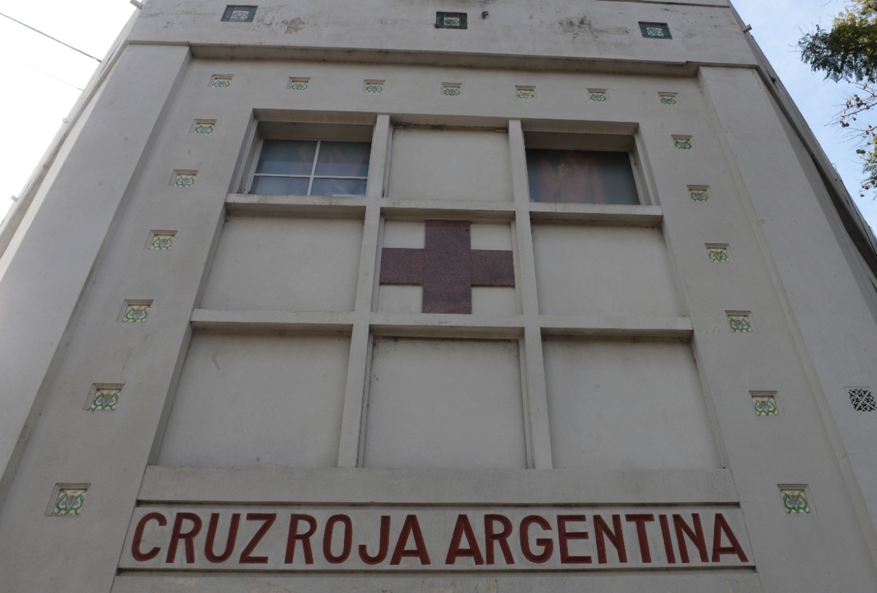 La Cruz Roja filial Paraná no esta realizando ninguna colecta ,rifa ni recolección de datos.