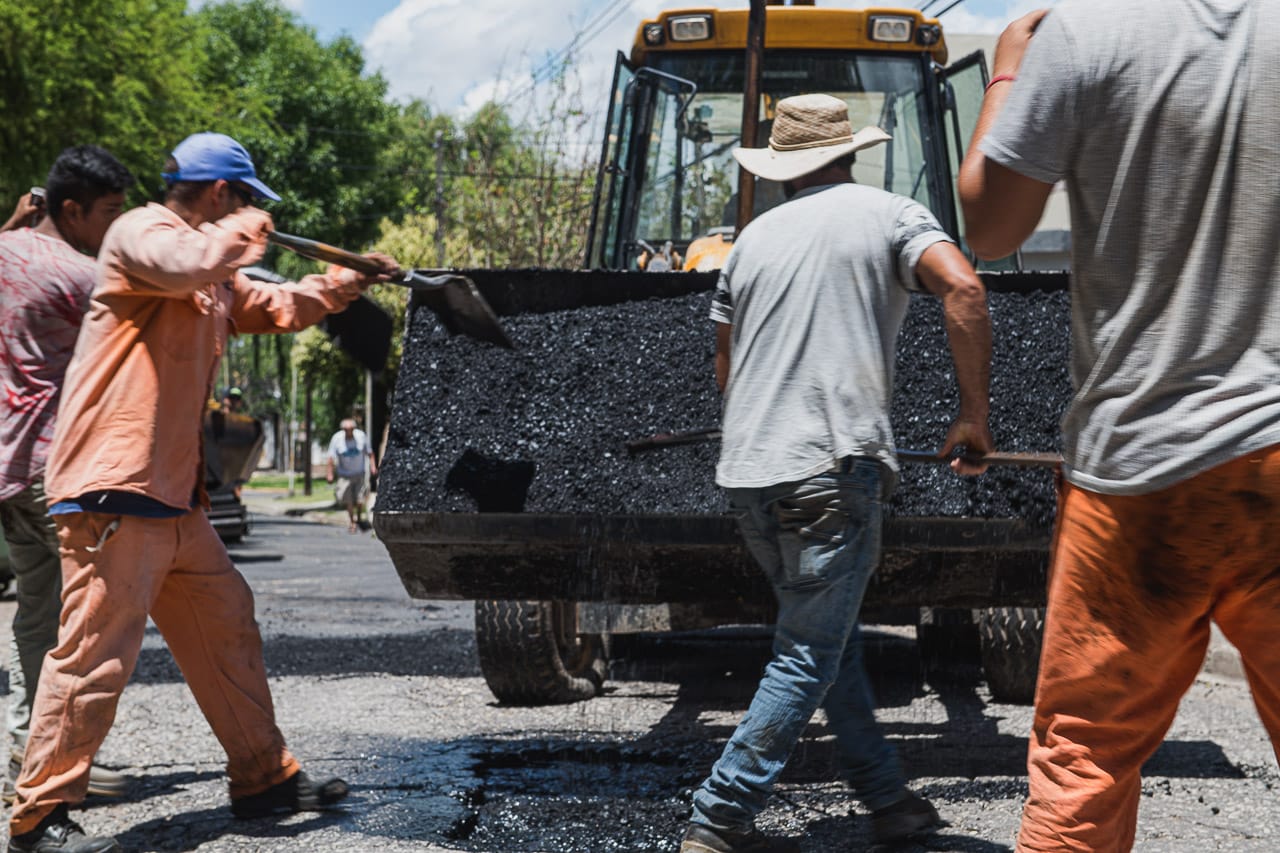 Por obras de bacheo y asfalto, restringirán la circulación en calle 11 de Agosto