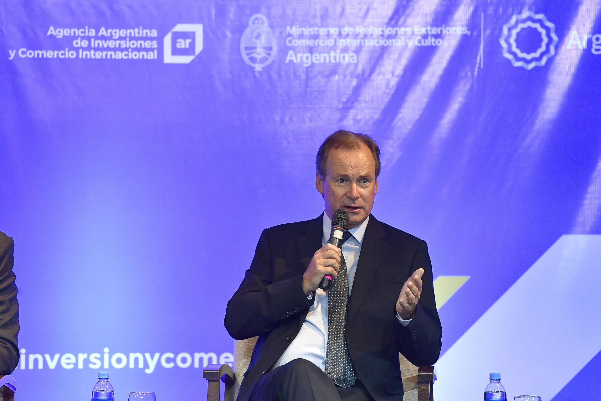 Bordet expuso las estrategias de la provincia para incrementar las exportaciones