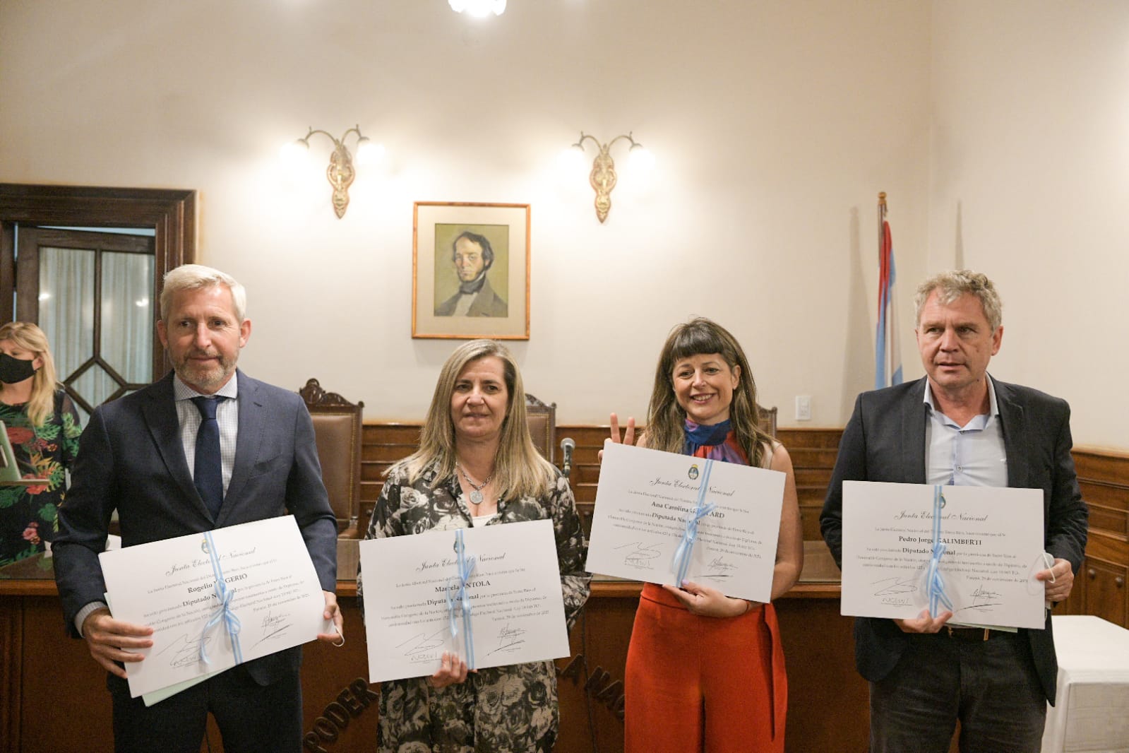 Bordet convocará a una reunión a todos los legisladores nacionales entrerrianos
