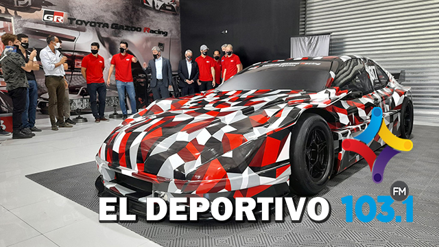 Toyota presentó el Camry y los pilotos para su estreno en el 2022