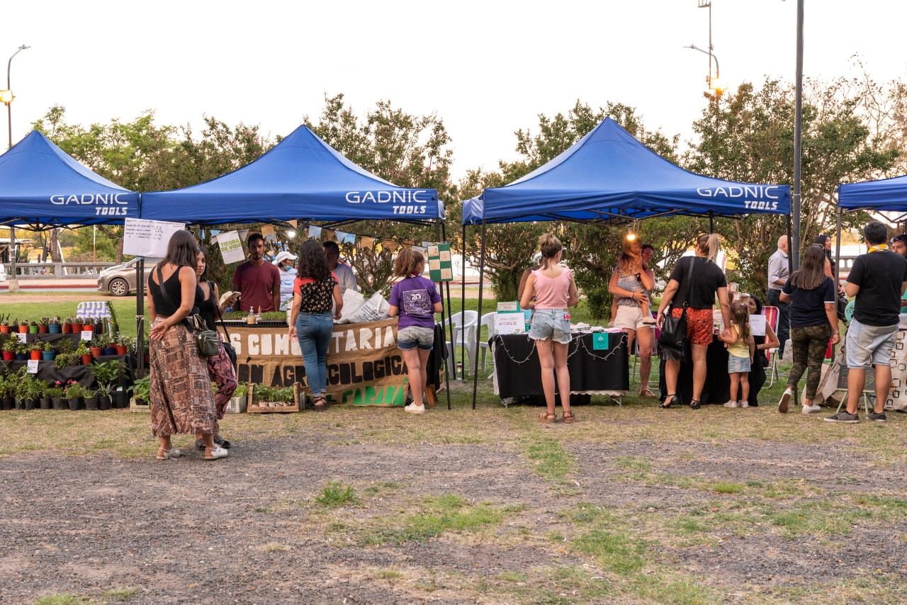 Se realizó la Feria Verde en la Costanera Baja Se realizó la Feria Verde en la Costanera Baja