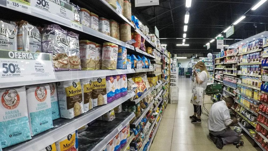 Las ventas en supermercados subieron 4,3% en noviembre y en los shoppings, 57,9% Las ventas en supermercados subieron 4,3% en noviembre y en los shoppings, 57,9%