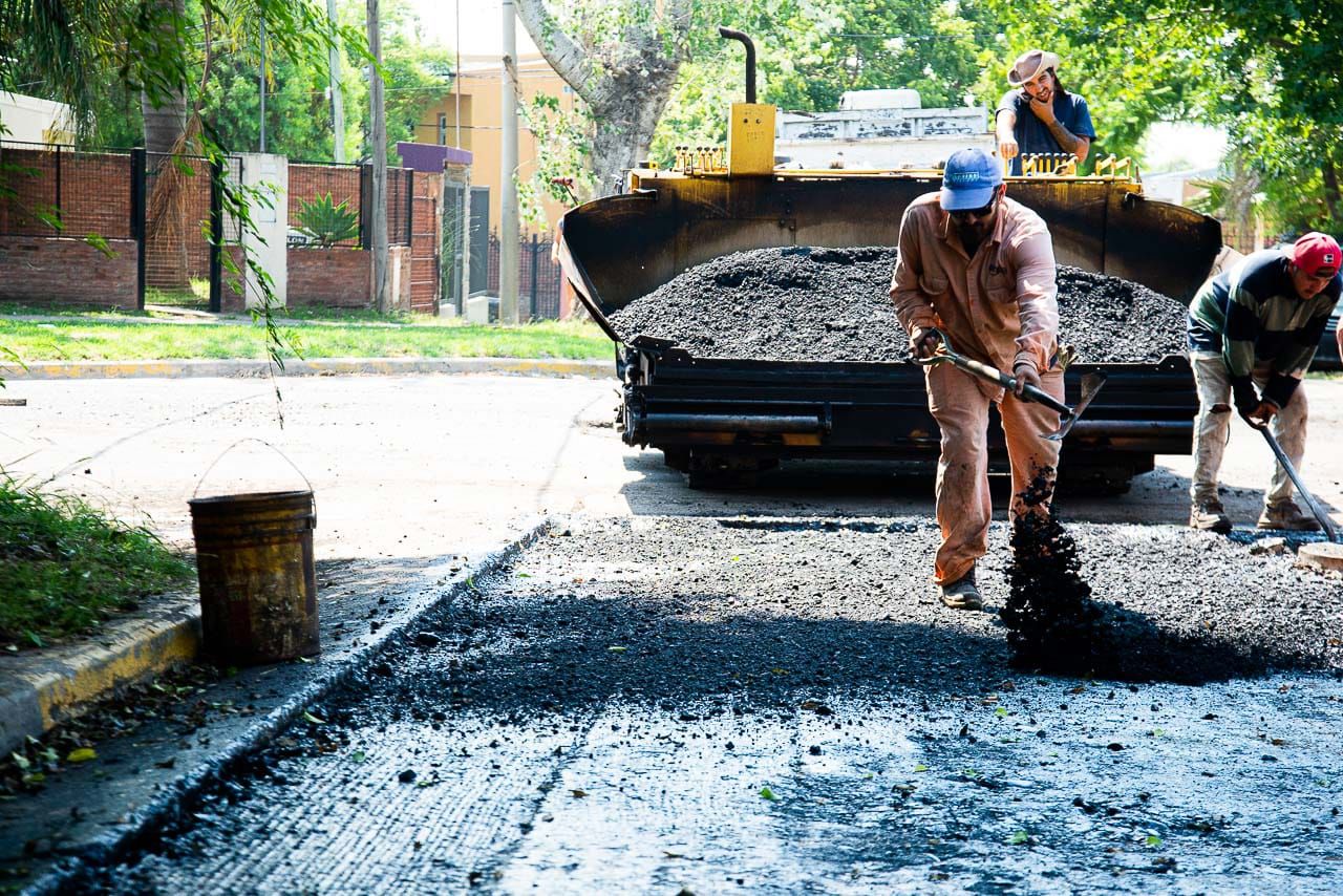 Mejoran calles en barrios ASSVER y Paracao Mejoran calles en barrios ASSVER y Paracao