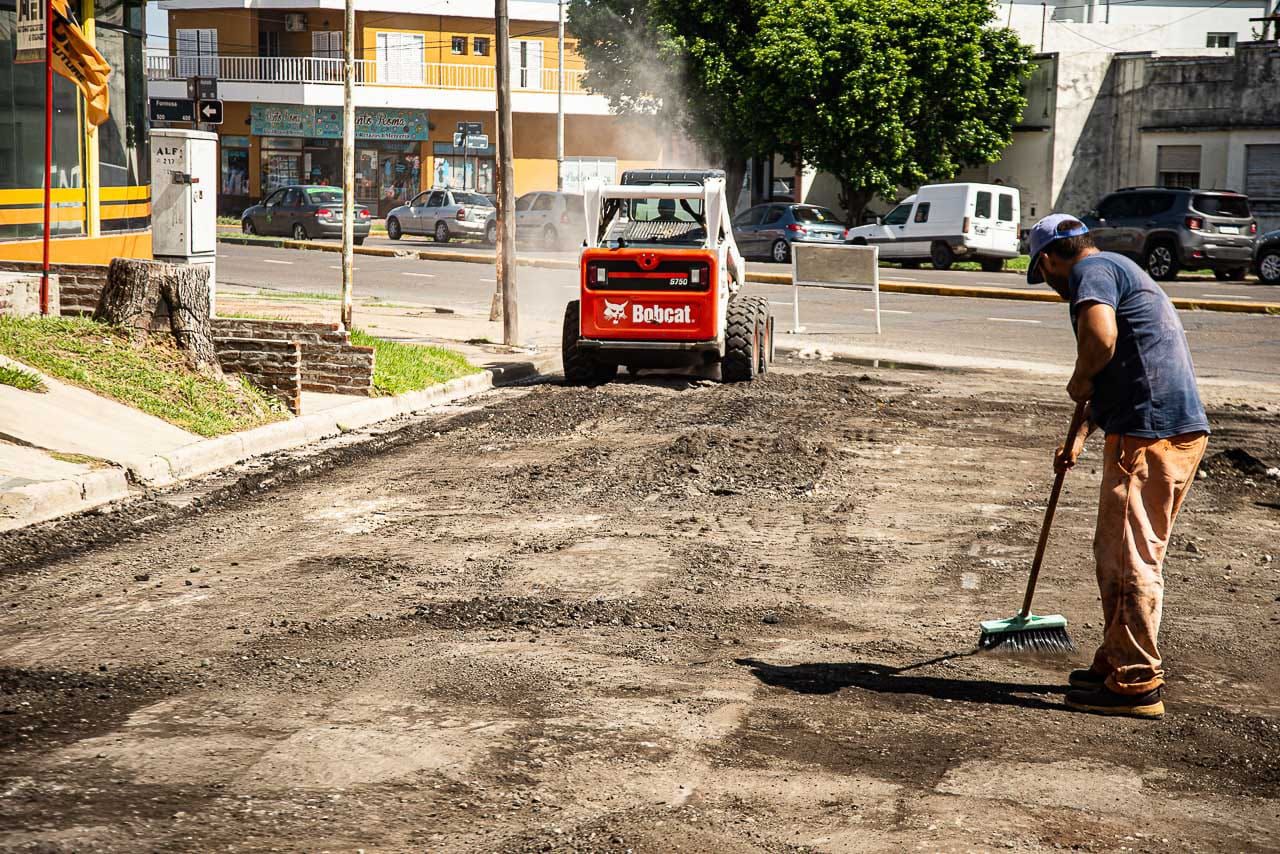 Trabajan en la recuperación de calle Las Lechiguanas