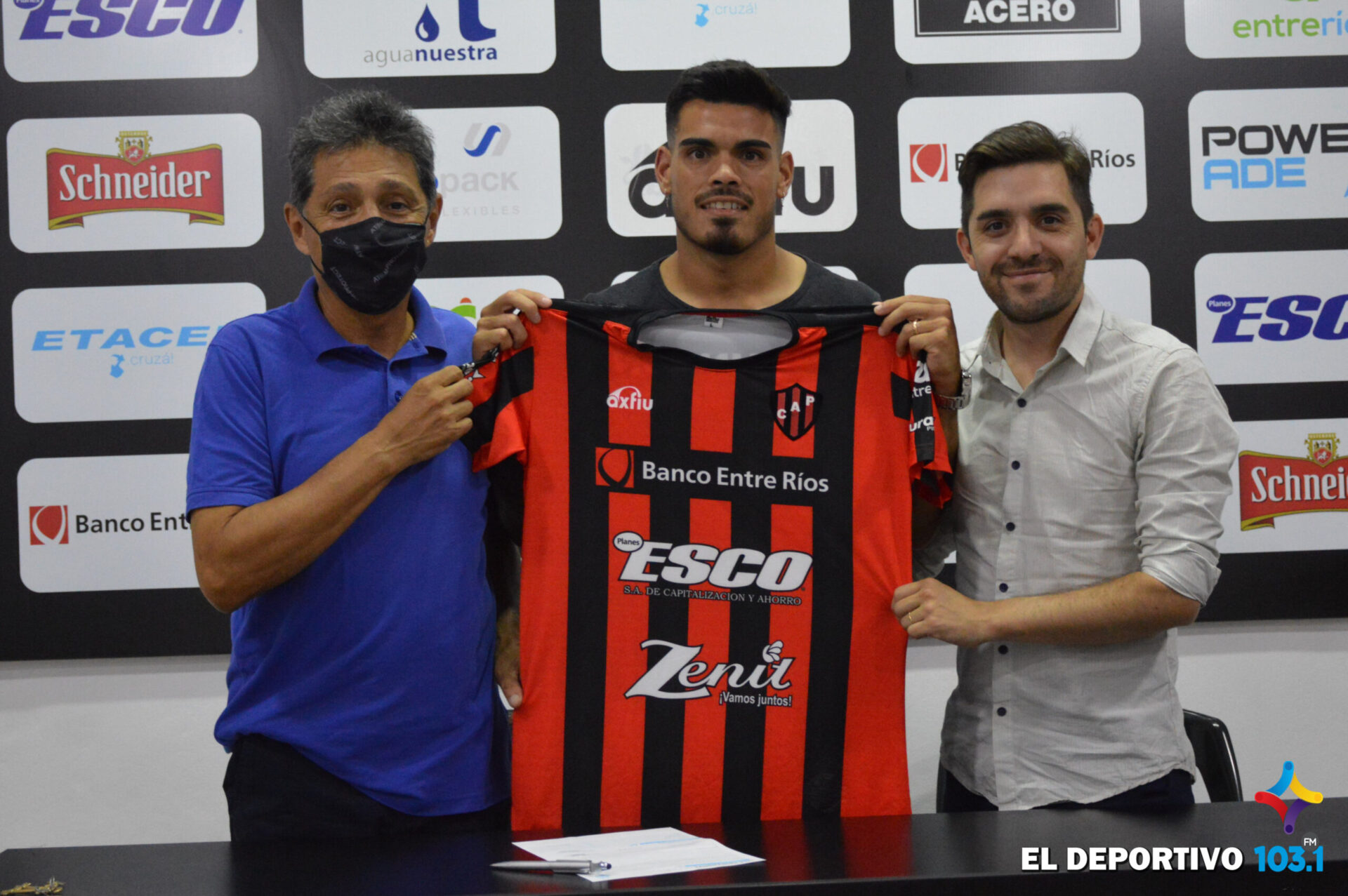 Patronato oficializó la llegada de Axel Rodríguez, el noveno refuerzo