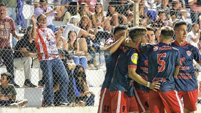 Atlético Paraná va por el ascenso ante Juventud Alianza