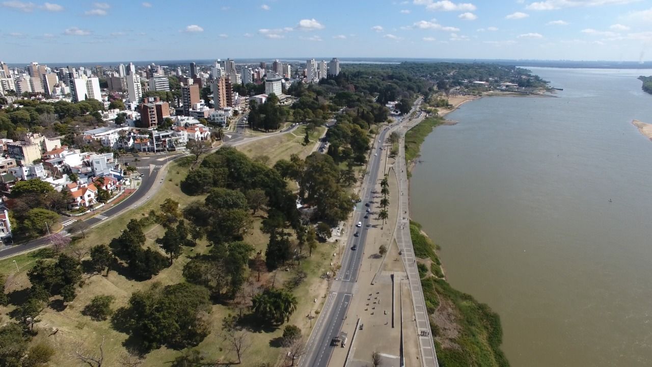 Restricciones en la circulación y el estacionamiento en el Parque Urquiza y la Costanera Restricciones en la circulación y el estacionamiento en el Parque Urquiza y la Costanera