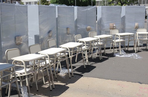 El Gobierno provincial entregó mobiliario a escuelas del departamento Paraná El Gobierno provincial entregó mobiliario a escuelas del departamento Paraná