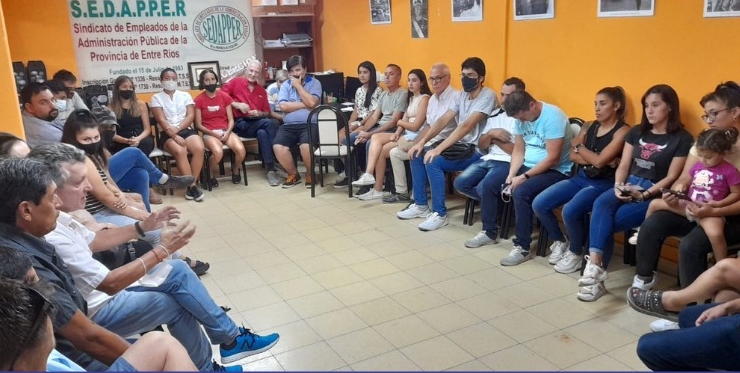 El MSE se reunió en la ciudad y recibió a la diputada Ayelén Acosta