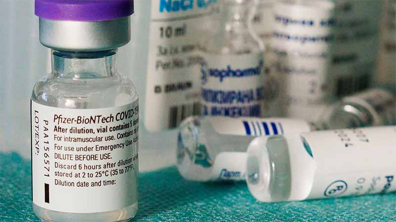 Vacuna Pfizer para bebés y menores de 5 años podría estar disponible en febrero