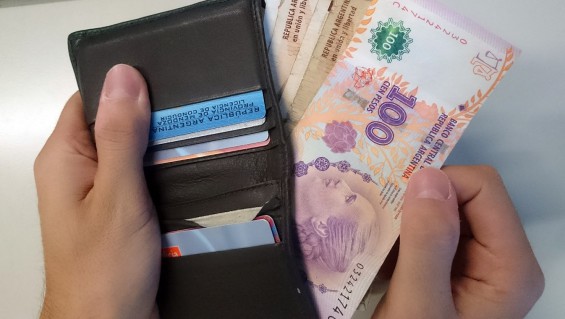 Cuales son los aumentos que en el próximo mes impactarán en el bolsillo