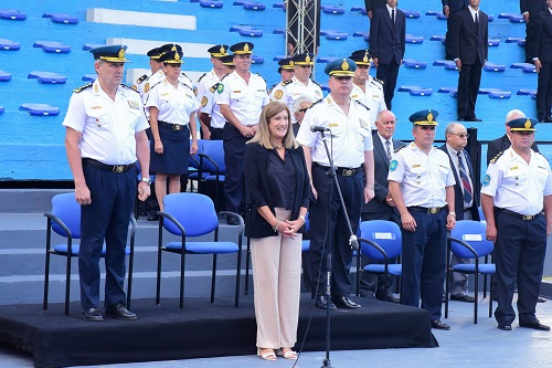 Asumieron nuevos directores y subdirectores de la Plana Mayor de la Policía de Entre Ríos Asumieron nuevos directores y subdirectores de la Plana Mayor de la Policía de Entre Ríos